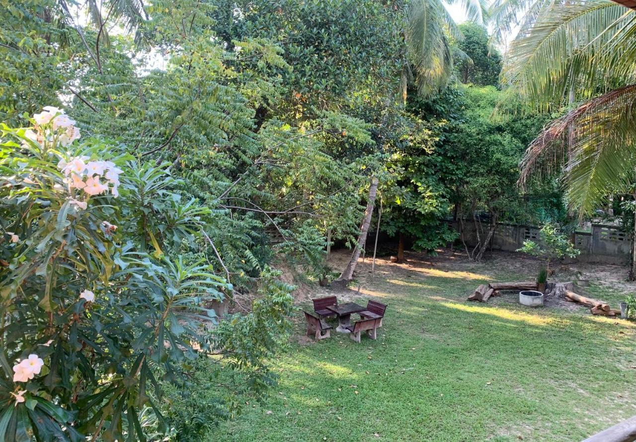 Villavarin Ko Jum - Nature, Space & Luxury Séjour chez l'habitant *