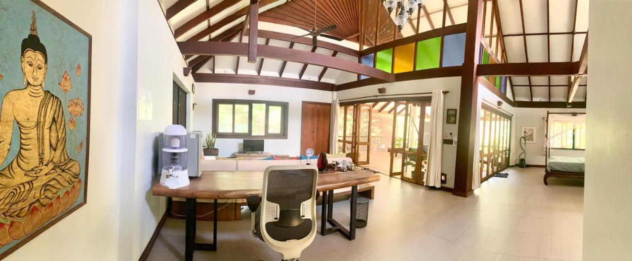 Villavarin Ko Jum - Nature, Space & Luxury Séjour chez l'habitant *